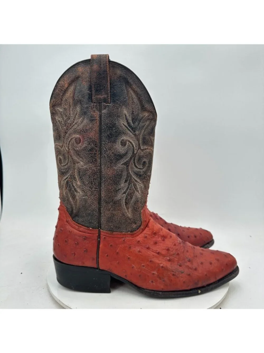 Forastero Size 10.5 Red Quill-Textured Pull-On Western Cowboy Boots